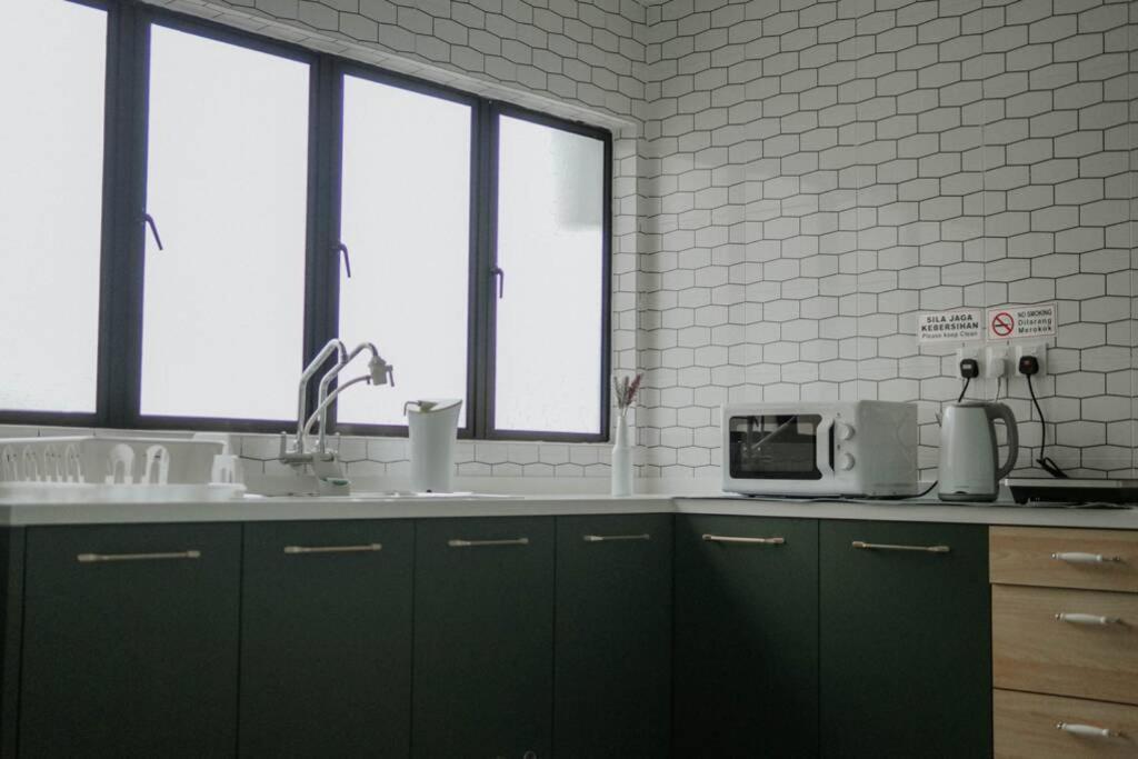Exclusive Double Storey Homestay กวนตัน ภายนอก รูปภาพ